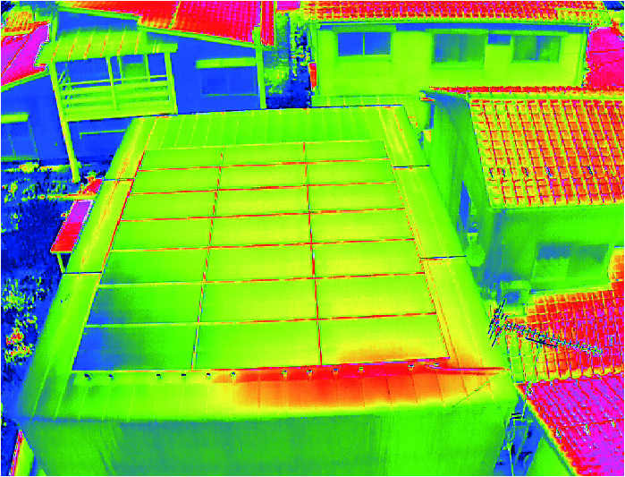 同じ建物の赤外線調査写真